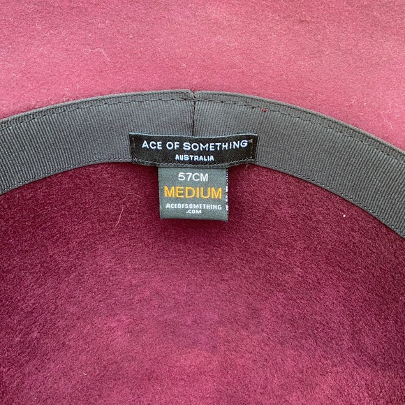 High end brand Women’s fedora felt hat - Picture 3 of 8